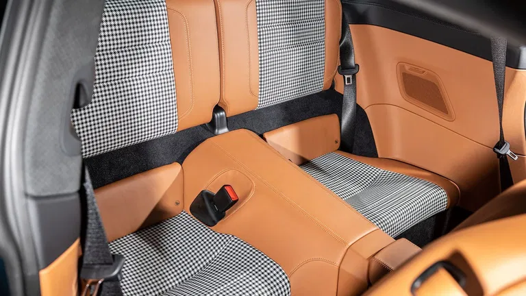 Porsche 992 Sport Classic