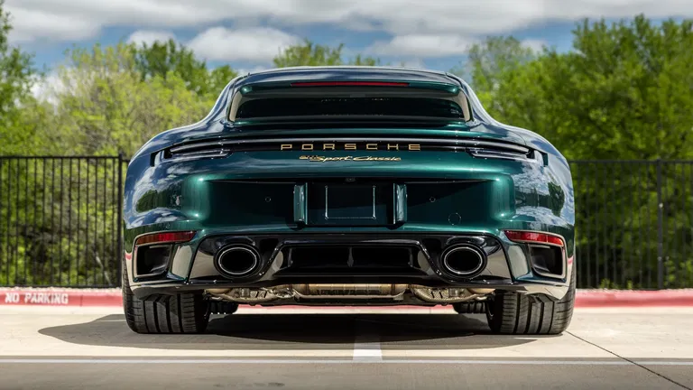 Porsche 992 Sport Classic