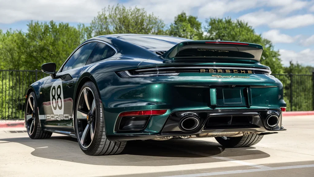 Porsche 992 Sport Classic