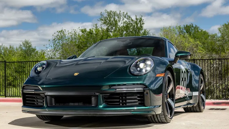 Porsche 992 Sport Classic