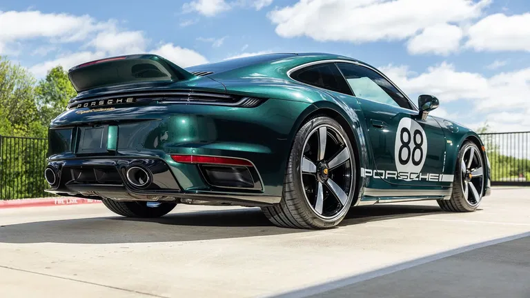 Porsche 992 Sport Classic