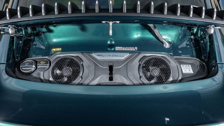 Porsche 992 Sport Classic