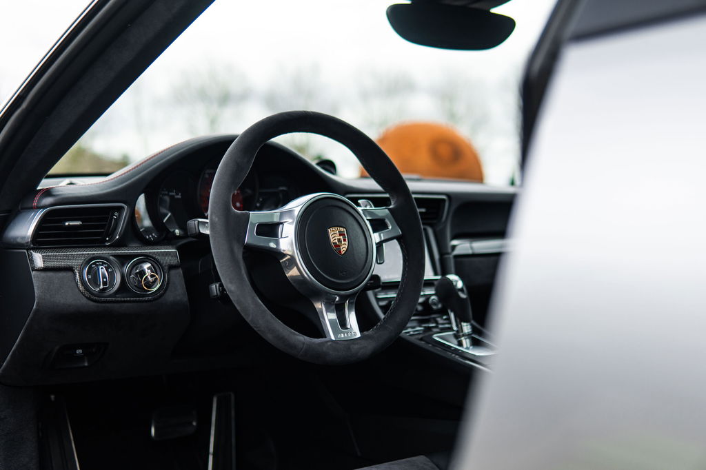 Porsche 991 Carrera GTS