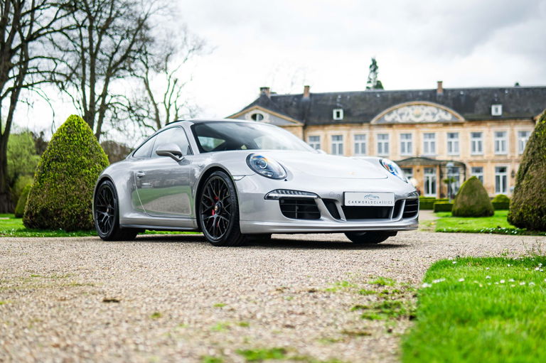 Porsche 991 Carrera GTS
