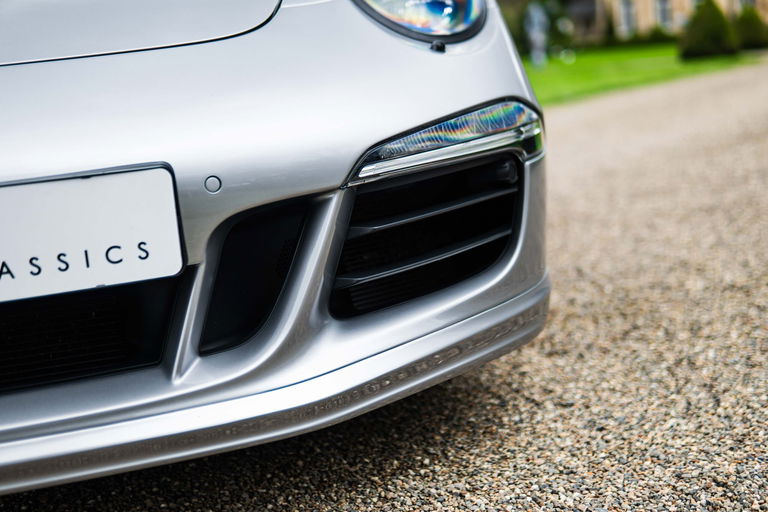 Porsche 991 Carrera GTS