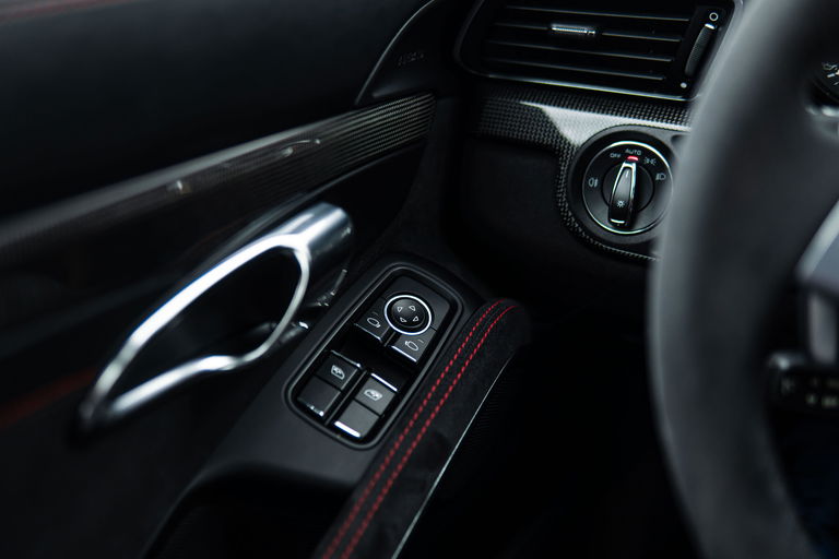 Porsche 991 Carrera GTS