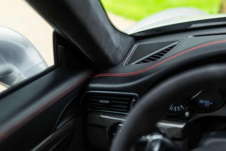 Porsche 991 Carrera GTS