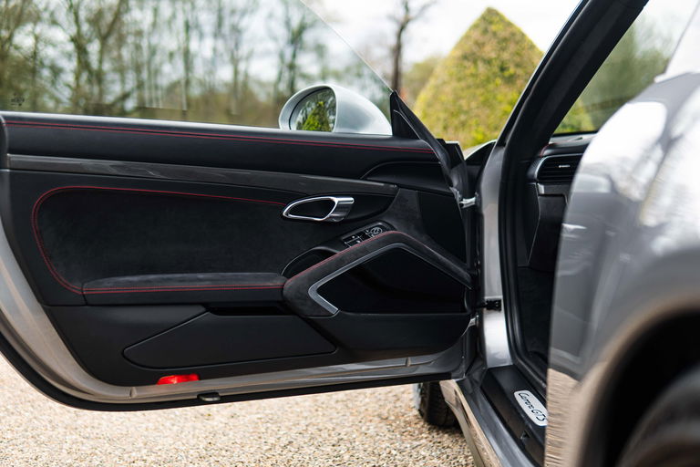 Porsche 991 Carrera GTS