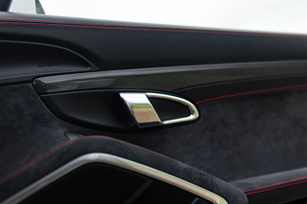 Porsche 991 Carrera GTS