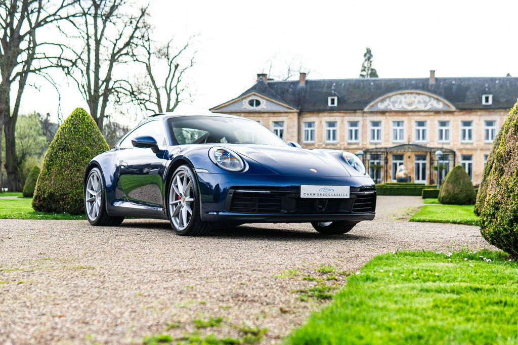 Porsche 992 Carrera 4S