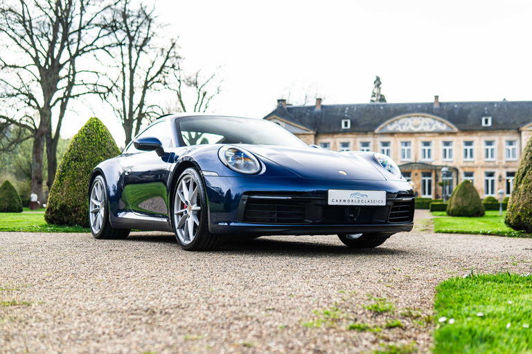 Porsche 992 Carrera 4S