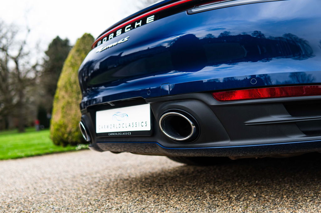 Porsche 992 Carrera 4S