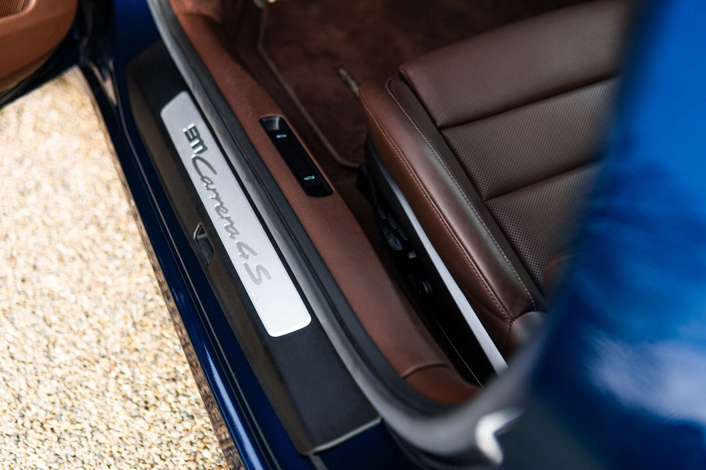 Porsche 992 Carrera 4S