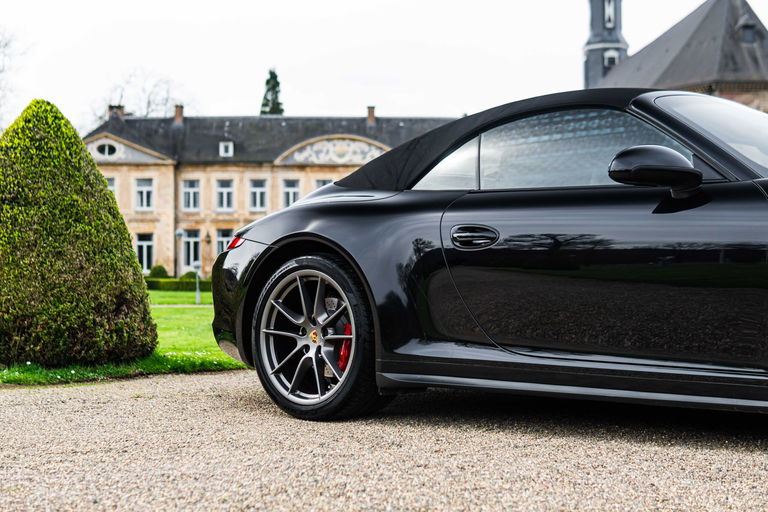 Porsche 991 Carrera 4