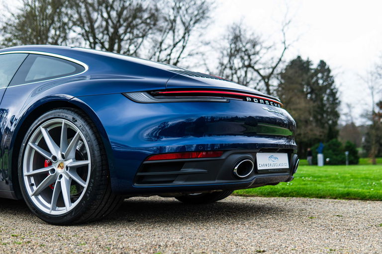Porsche 992 Carrera 4S