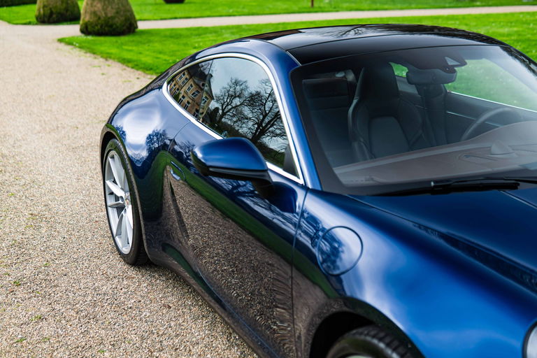 Porsche 992 Carrera 4S