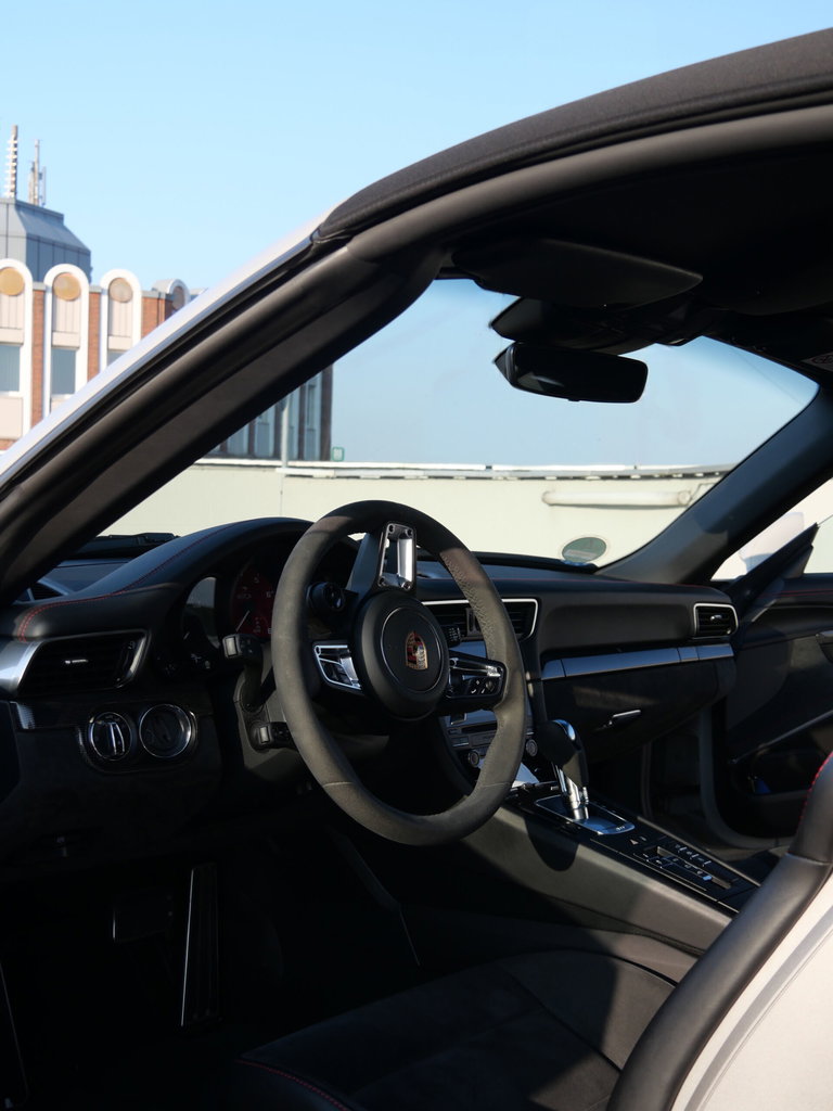 Porsche 991.2 Carrera GTS