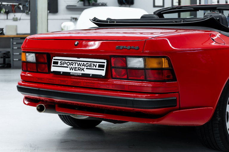 Porsche 944 S2 Cabriolet