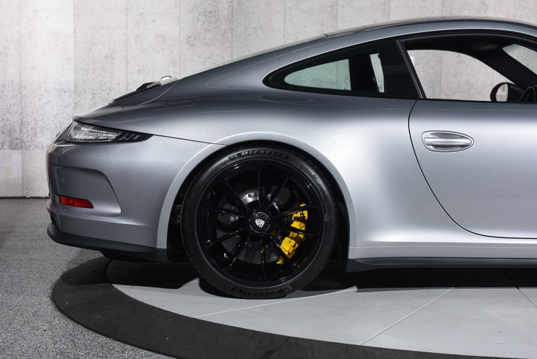 Porsche 911 R