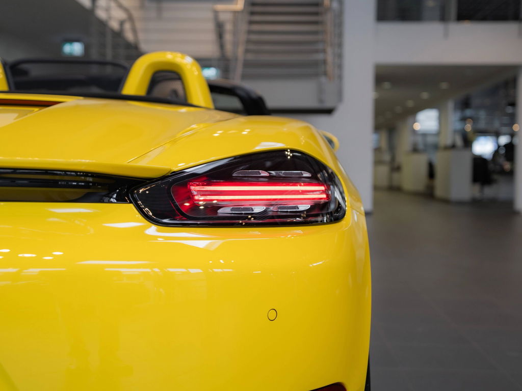 Porsche 718 Cayman Style Edition