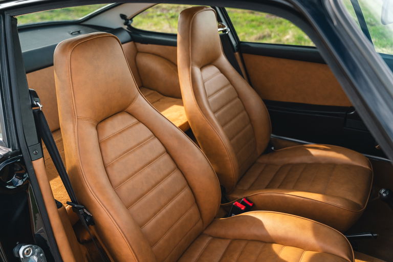 Porsche 911 Carrera 2,7