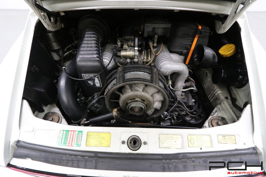 Porsche 911 Carrera 3.2