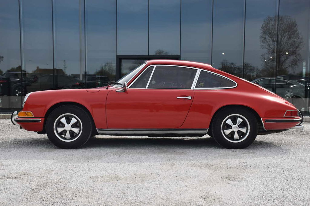 Porsche 911 T
