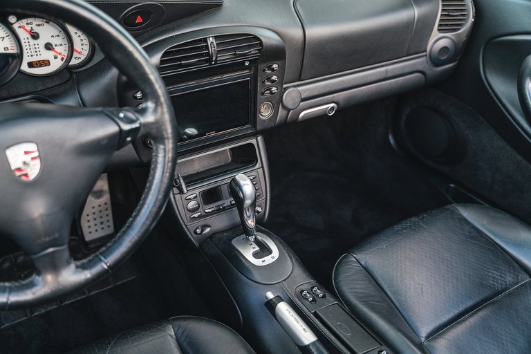 Porsche 996.2 Carrera 4