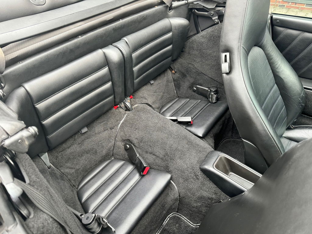 Porsche 964 Carrera 4