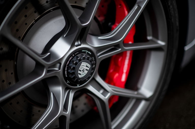 Porsche 992 GT3 Touring