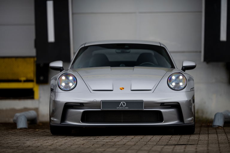 Porsche 992 GT3 Touring