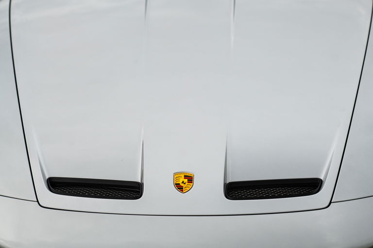 Porsche 992 GT3 Touring