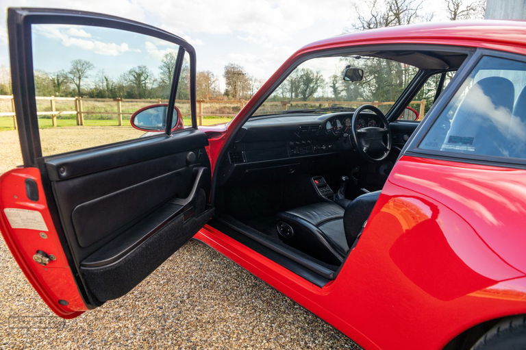 Porsche 993 Carrera