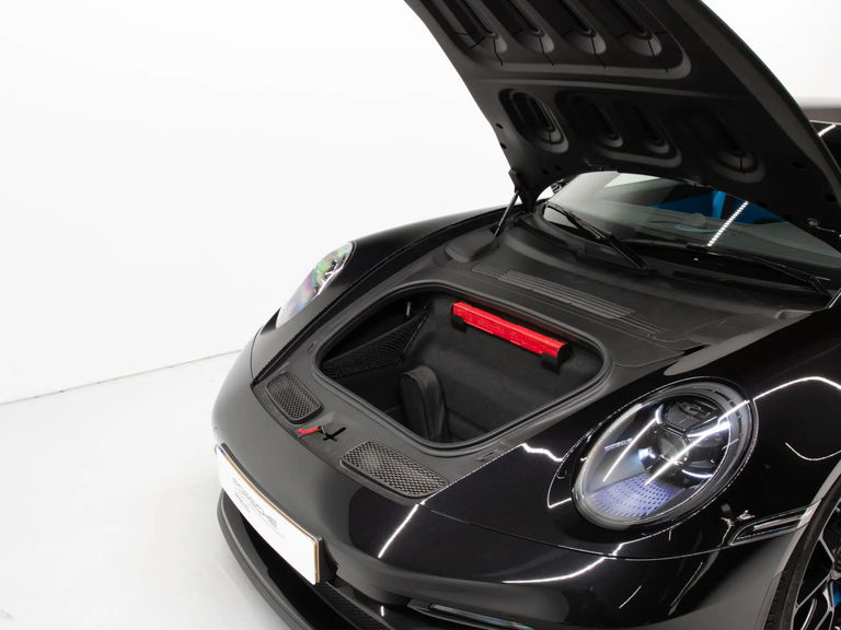 Porsche 992 GT3 Touring