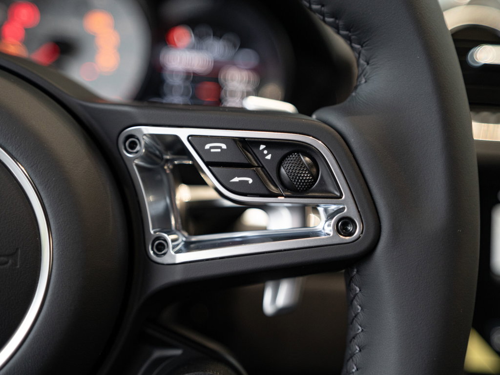 Porsche 718 Cayman Style Edition