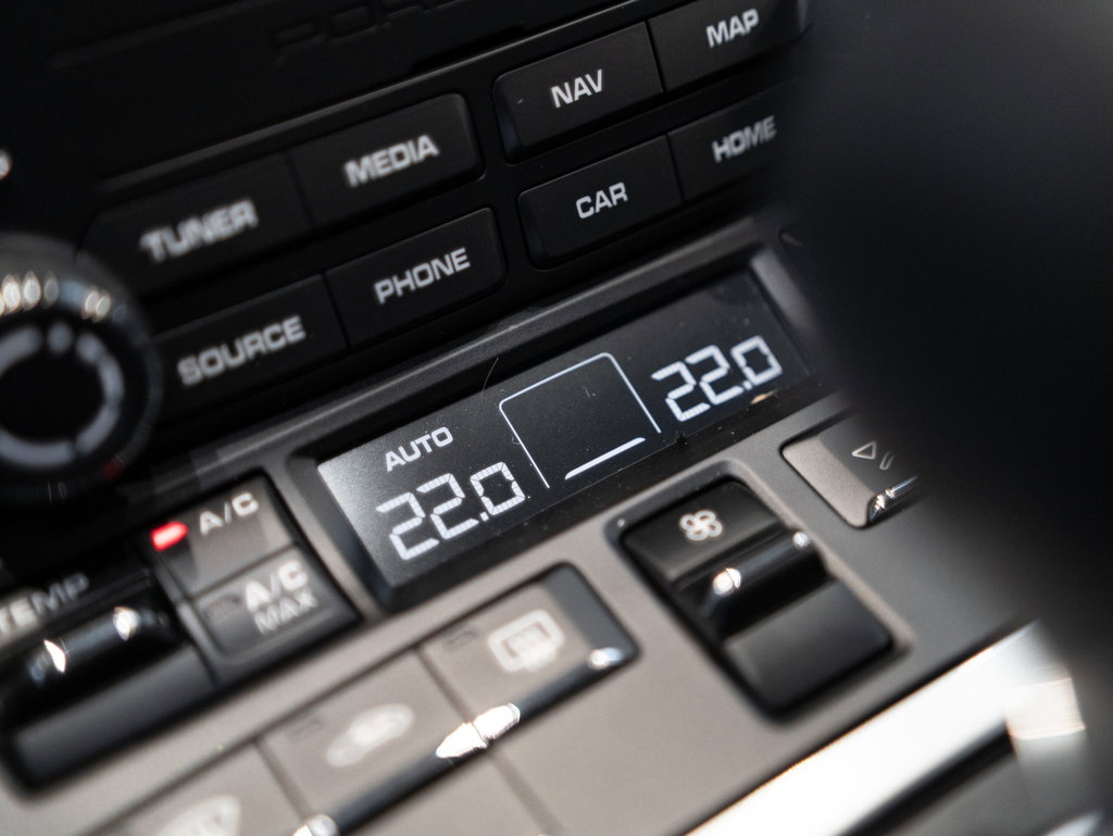 Porsche 718 Cayman Style Edition