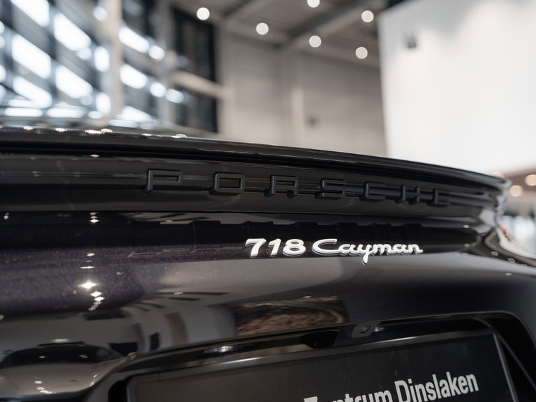 Porsche 718 Cayman Style Edition