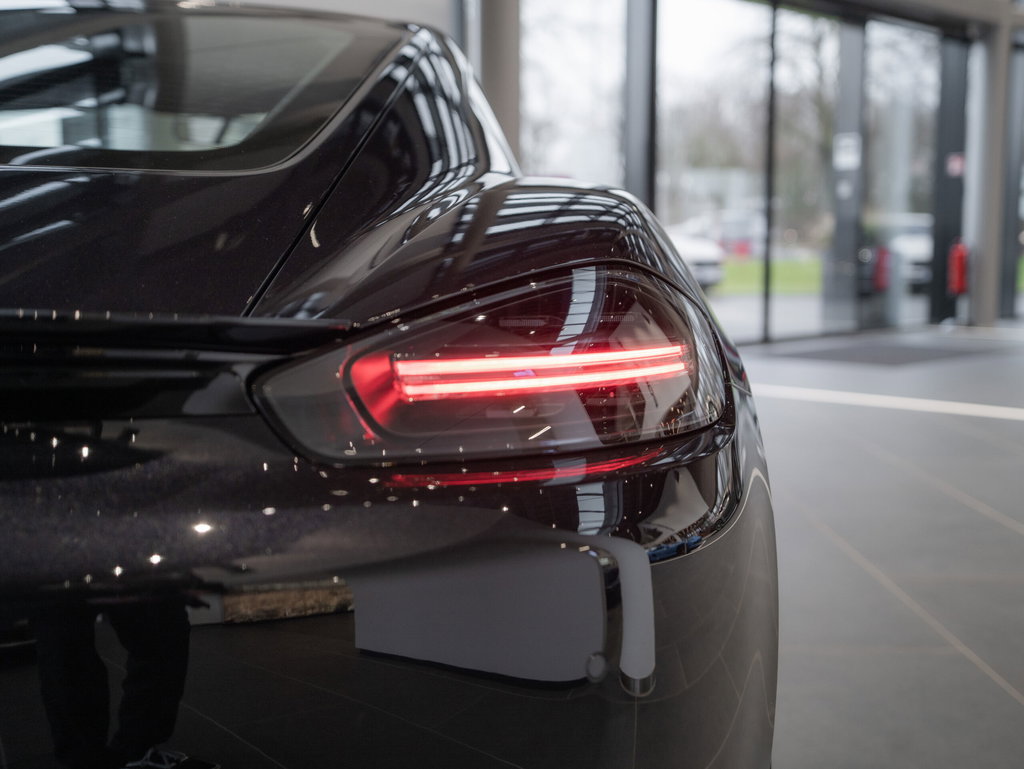 Porsche 718 Cayman Style Edition