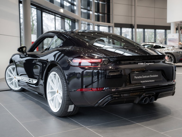 Porsche 718 Cayman Style Edition