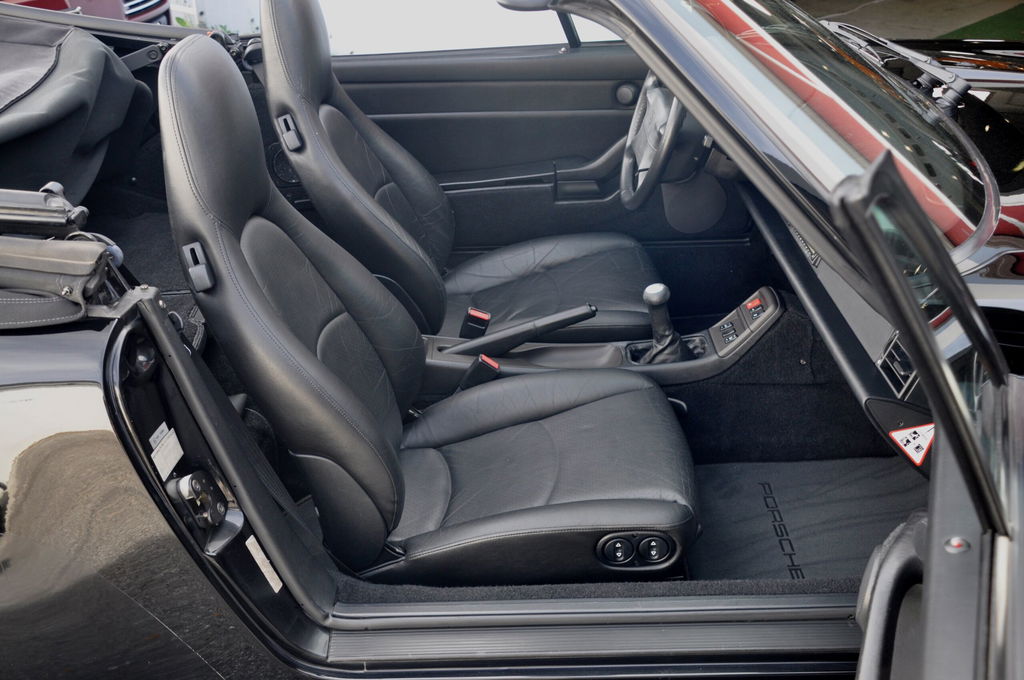 Porsche 993 Carrera 4