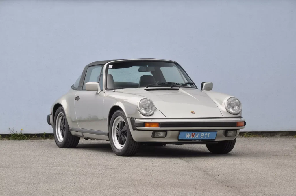 Porsche 911 Carrera 3.2 (KAT)