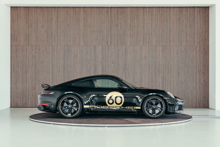 Porsche 992 Sport Classic