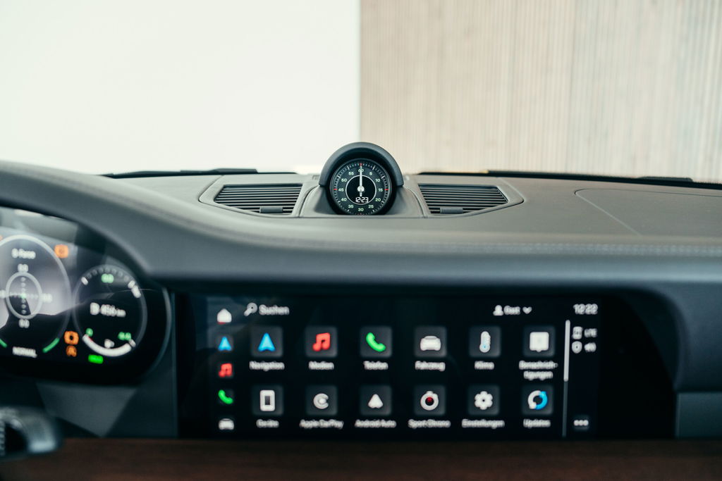 Porsche 992 Sport Classic