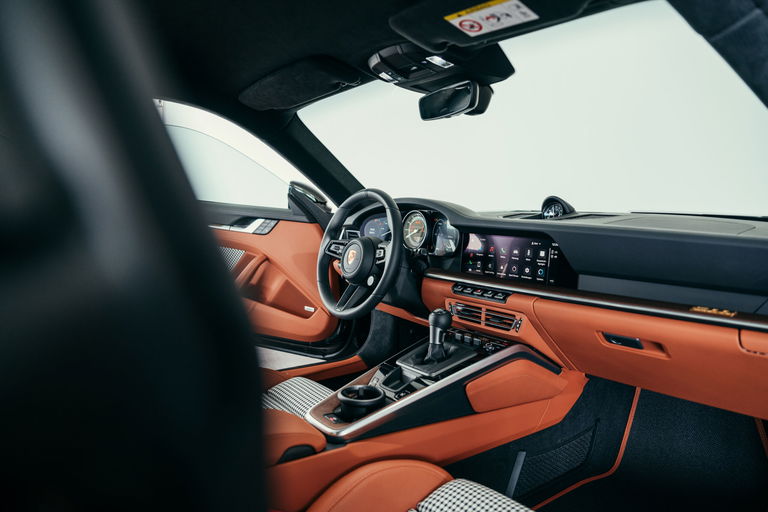 Porsche 992 Sport Classic