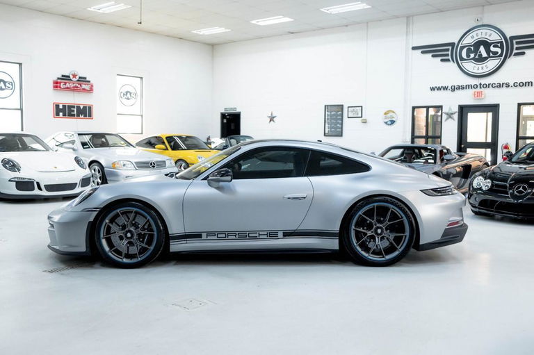 Porsche 992 GT3 Touring