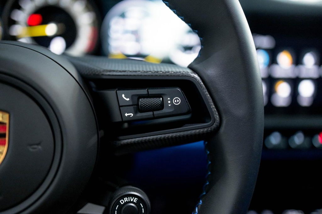 Porsche 992 GT3 Touring