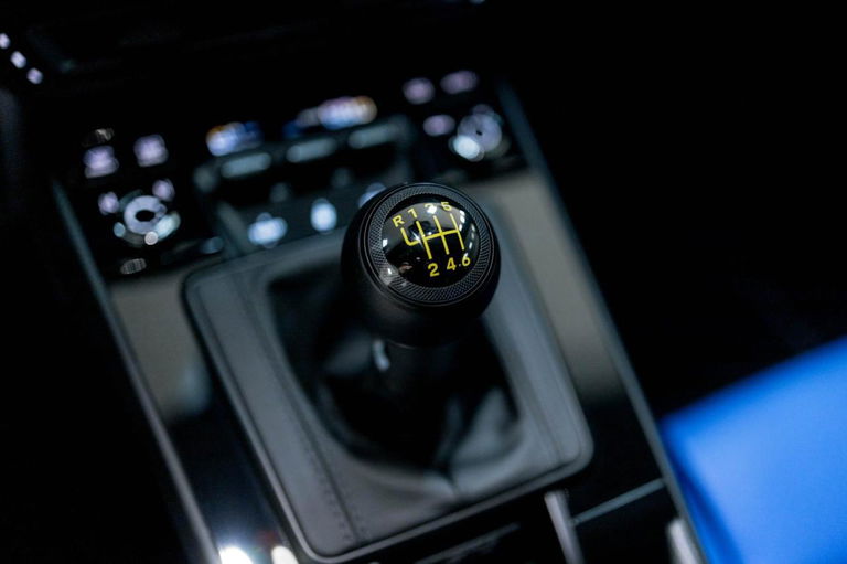 Porsche 992 GT3 Touring