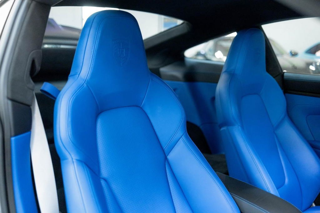 Porsche 992 GT3 Touring