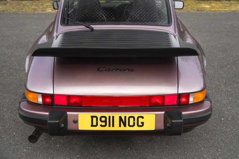 Porsche 911 Carrera 3.2
