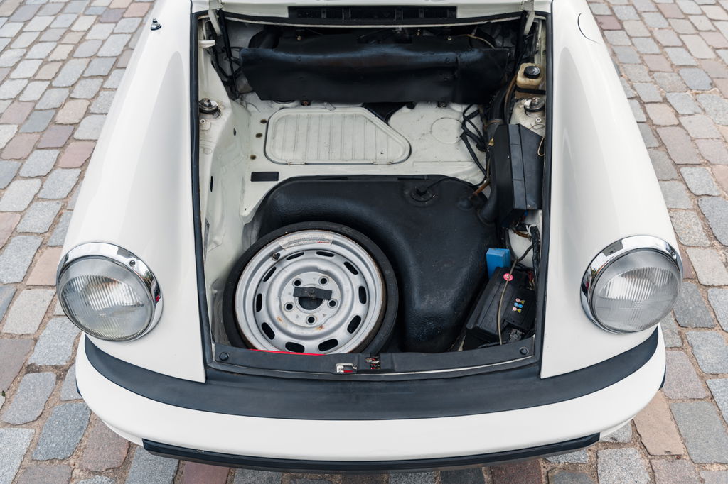 Porsche 911 Carrera 2,7